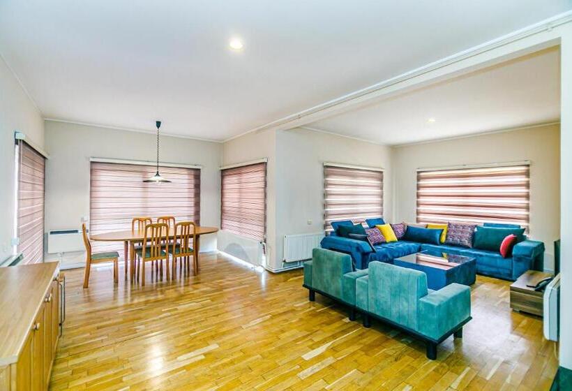 带1个卧室的带阳台的公寓, Sea View Hotel Apart