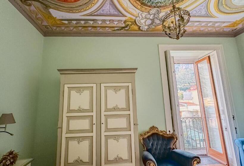 Номер Стандарт Трехместный, Vanvitelli Palace B&b