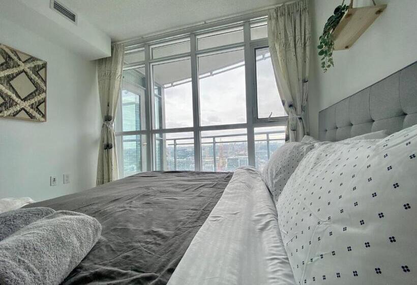 Suite with lake view, Royal Inn