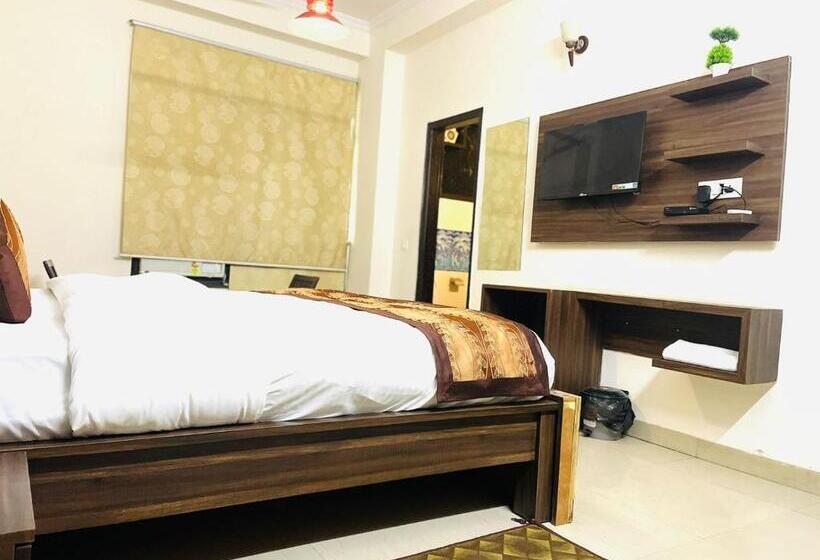 Номер Стандарт, Surya Inn