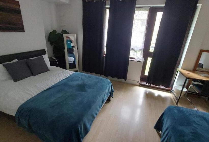 Quarto Quadruple Standart com Varanda, Sandfield Private Rooms In King S Cross St Pancras