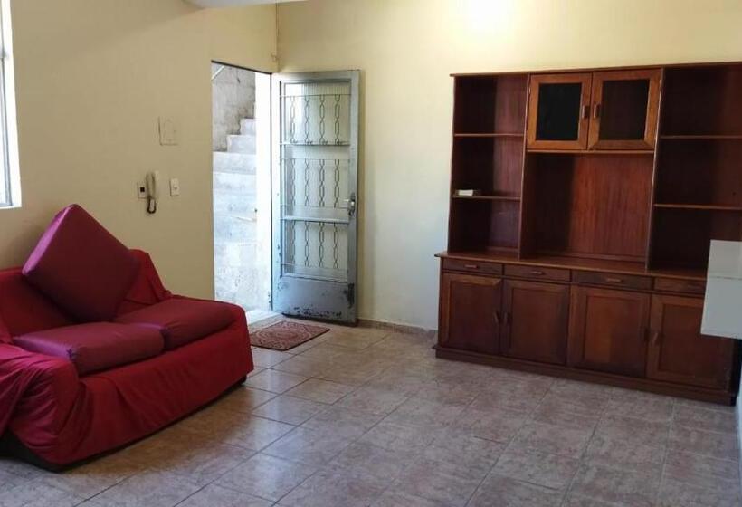 Quarto Estandar com Sacada, Hospedagem Do Marcão