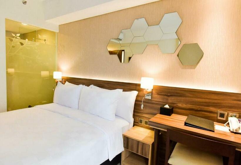スーペリアールーム, Golden Tulip Essential Tangerang