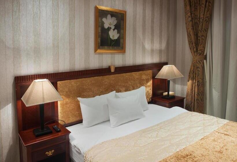 سوییت جونیور, Qafqaz Resort