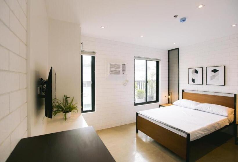 Студия Deluxe, 10 Oxford Residences