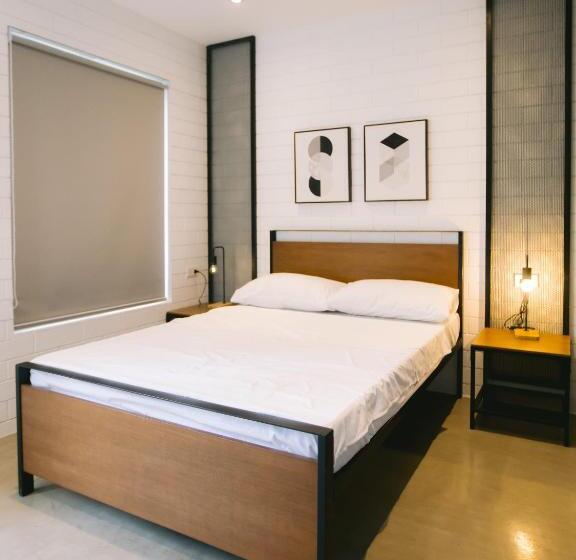수피리어 룸, 10 Oxford Residences