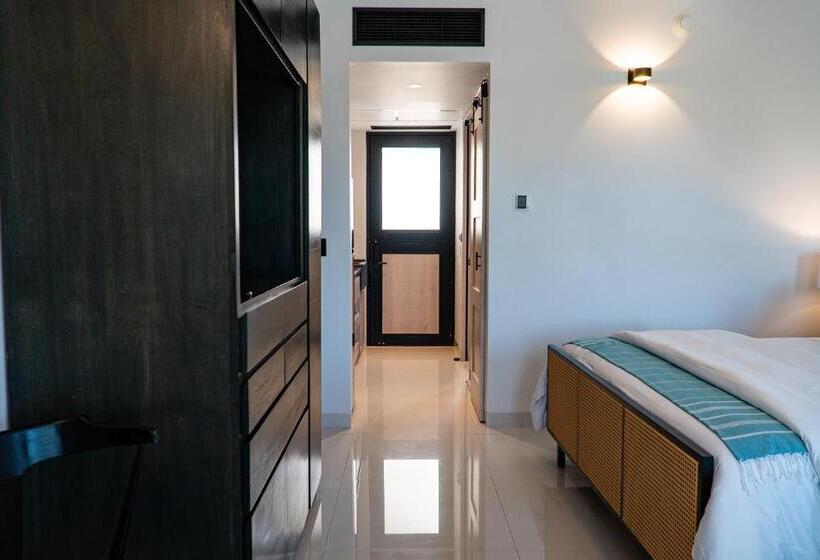 デラックスルーム, Flamboyan Hotel & Residences