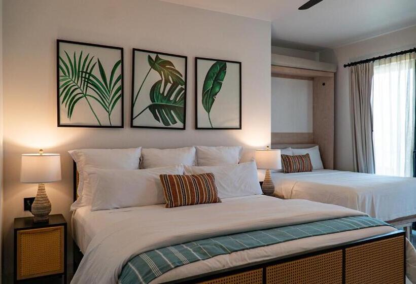 デラックスルーム, Flamboyan Hotel & Residences