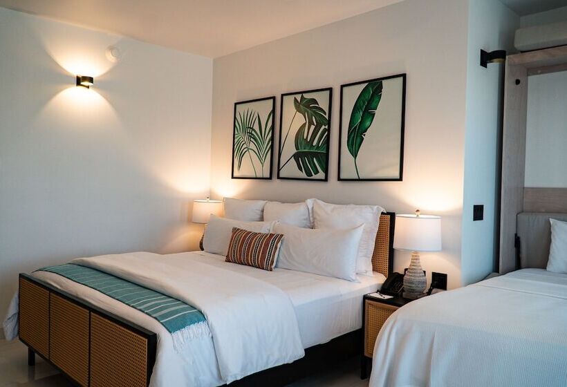 スーペリアールーム, Flamboyan Hotel & Residences