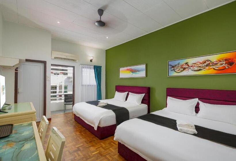 Family Suite, Gaia