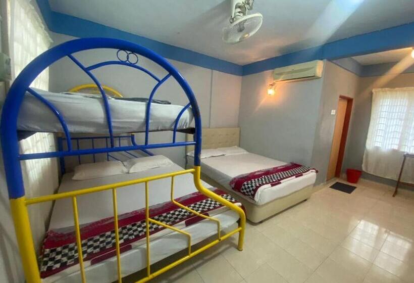 디럭스 패밀리 룸, Oyo 90910 Homestay D Lalang Inn