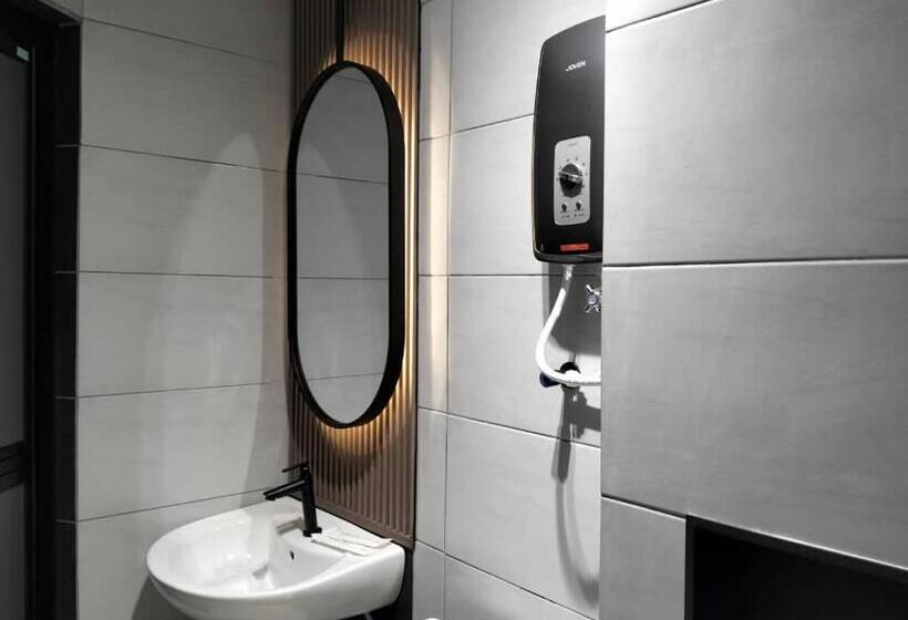 Номер Deluxe, Urban Inn, Salak Tinggi