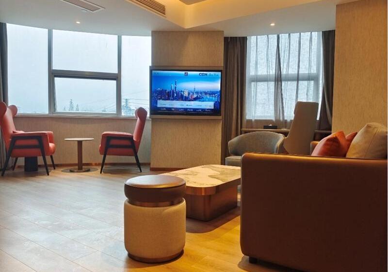 Президентский Люкс, Lanou Hotel Lianyungang Donghai High Speed Railway Station Crystal City