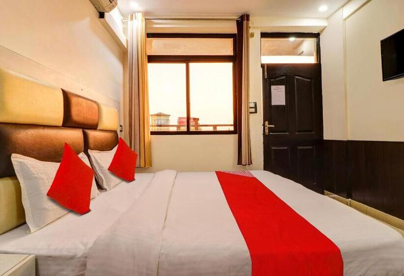Номер Стандарт, Oyo Hotel Paradise