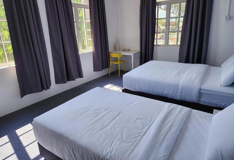 Трехместный Номер Deluxe, Wintel Hotel Tupai