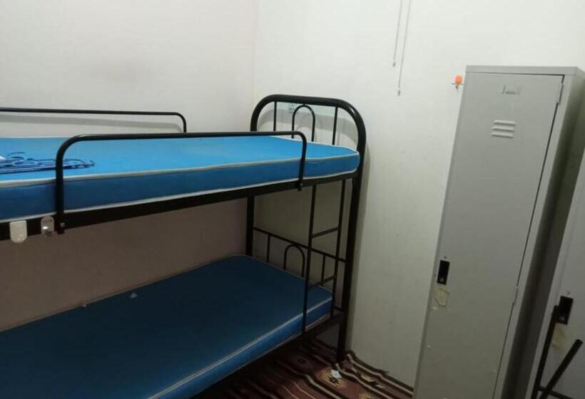 Кровать в Общей Комнате, Dena Moon Inn