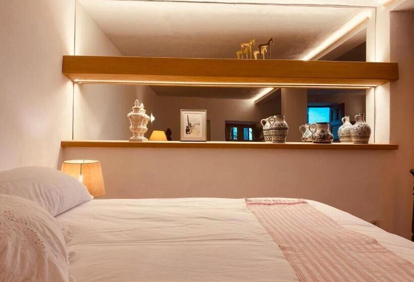 Люкс Вид на Сад, La Rayuela Suites