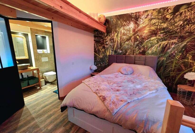 Люкс Кровать Кинг, Maison Privative Suite Love Evasion