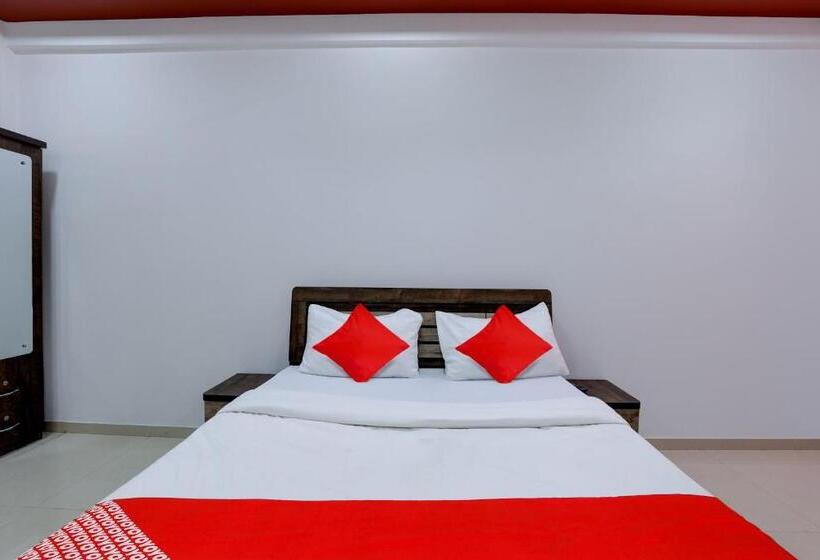 三人经典房间, Oyo Hotel Good Luck