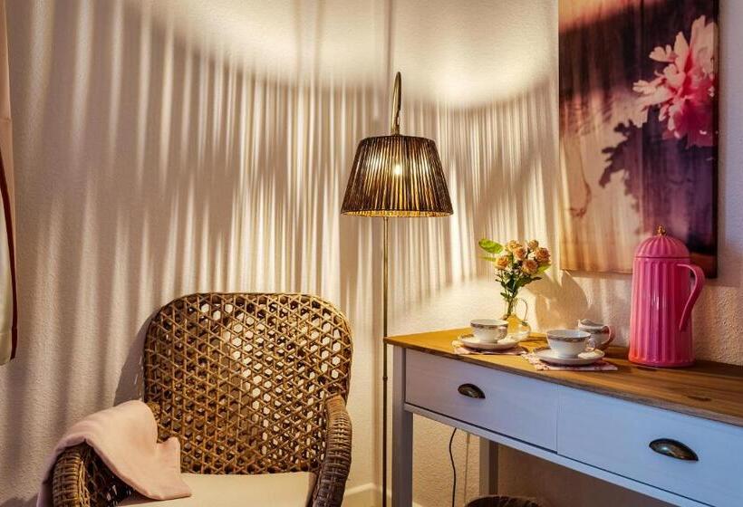 Номер Стандарт, Pension Im Landhausstil Im Brombachtal, Odenwald