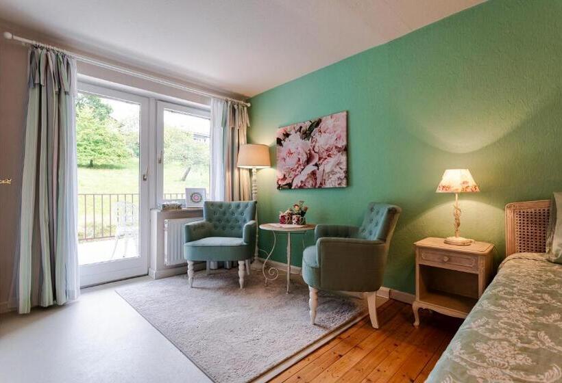 Номер Стандарт с Террасой, Pension Im Landhausstil Im Brombachtal, Odenwald