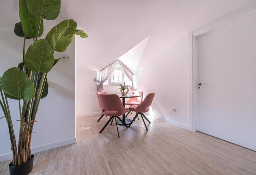 带1个卧室的顶楼公寓, Stella Stays Istanbul Etiler