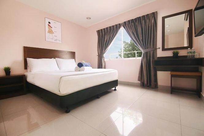 Номер Стандарт Вид на Сад, Sun Inns Hotel Bestari Jaya
