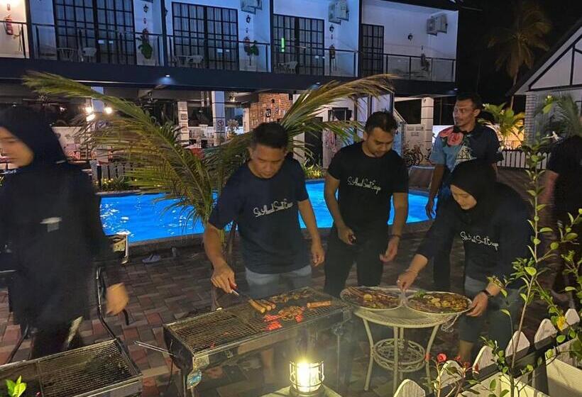 Номер Стандарт Трехместный, Beruntung Ke Bari Resort @ Pantai Penarik