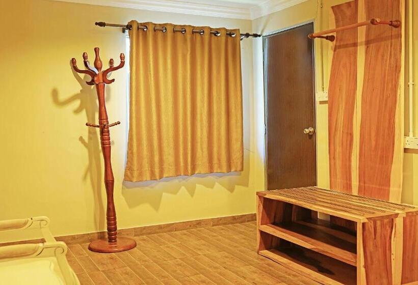 Люкс Повышенной Комфортности, Capital O 90557 Dedsaan Beach Village