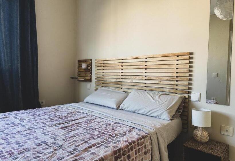 Номер Стандарт Совместная Ванная, Kauri Nomad Surf & Kite House