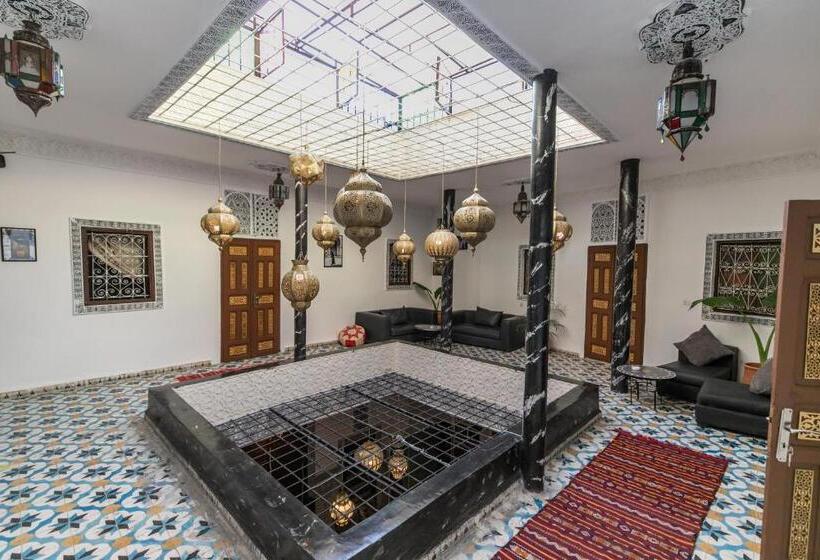 اتاق استاندارد سه نفره, Riad Bel Kaid Fes