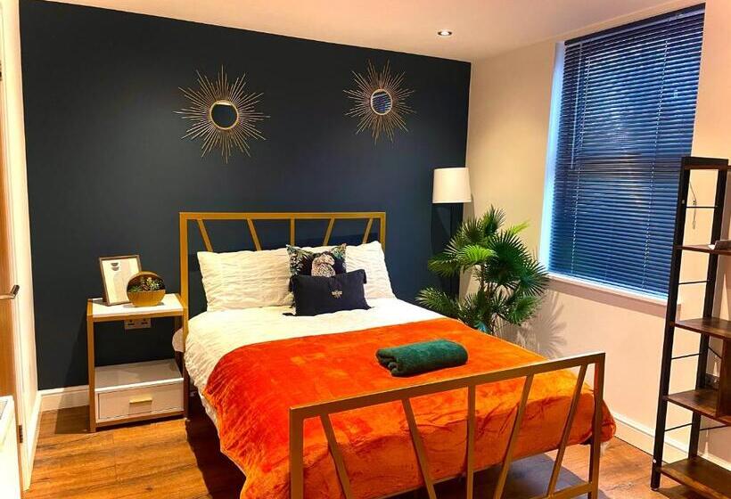 חדר סטנדרט, Room With Private Bathroom/tv