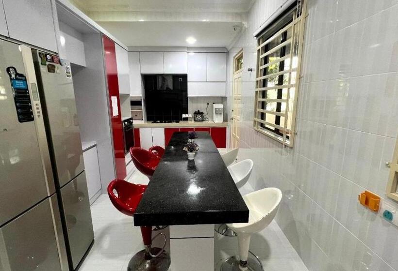 Номер Deluxe, Yb Guest House 4 Bilik 5 Katil