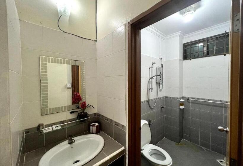 Номер Deluxe, Yb Guest House 4 Bilik 5 Katil
