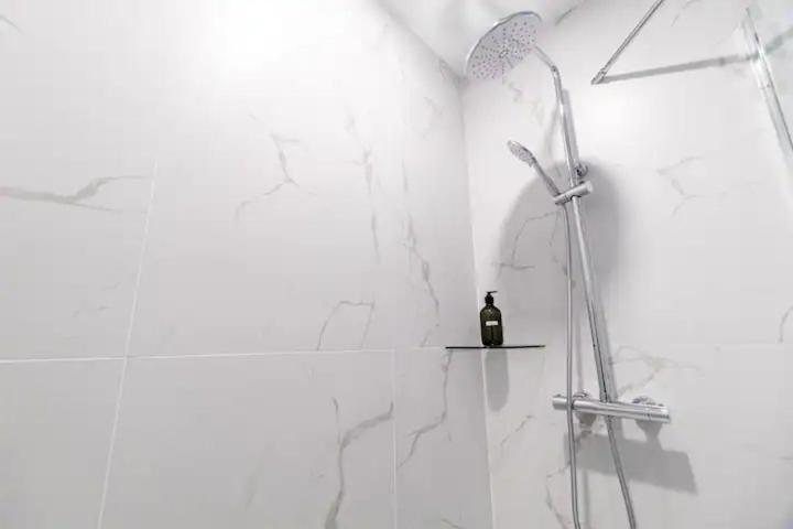 Escritório Deluxe, Rozenhaus Montreal