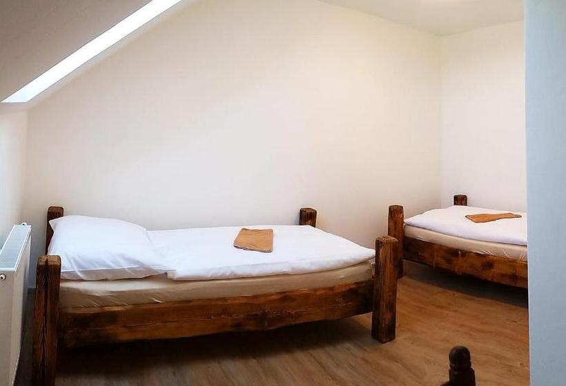 高级套房, Apartmány šachty