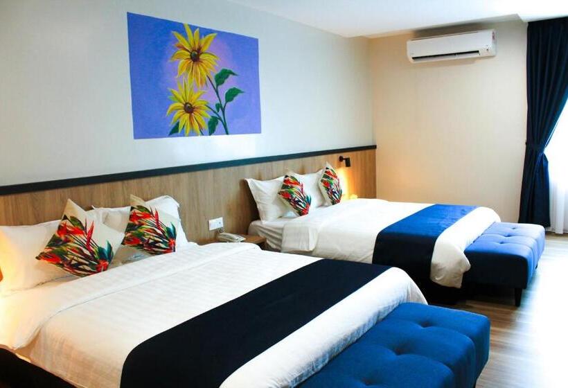 Четырехместный Номер Стандарт, Savana Hotel & Serviced Apartments