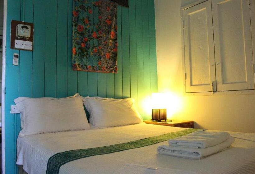Номер Стандарт Вид на Сад, Nanga Damai Homestay