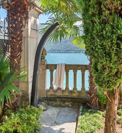 Standard studio with lake view, Villa Maria Apartments