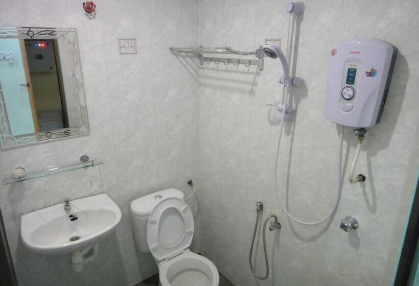 Номер Стандарт Трехместный, Mines Inn