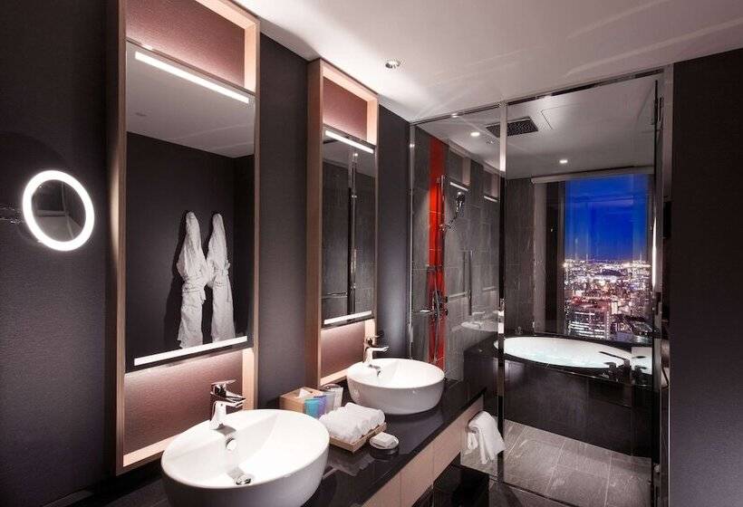 Номер Executive, Conrad Osaka