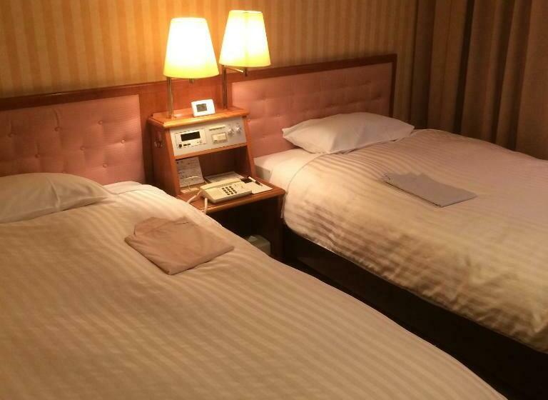 Номер Стандарт, Crown Hills Koriyama