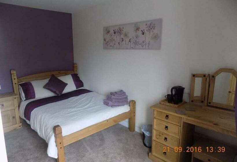 Номер Стандарт Совместная Ванная, Cú Chulainns Accommodation