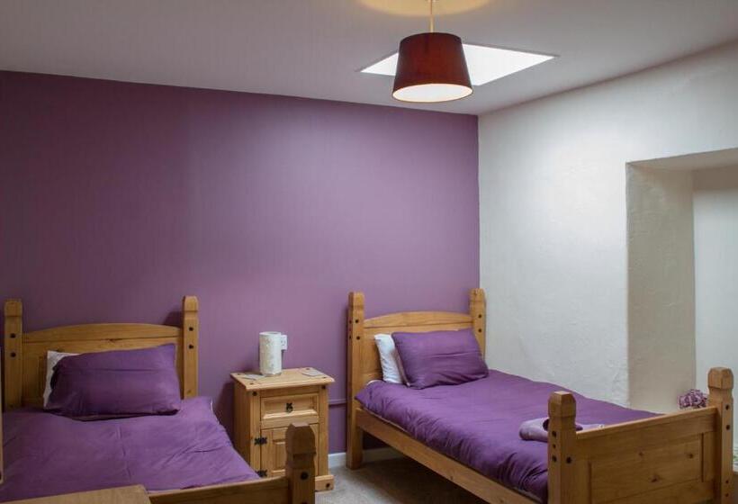 Номер Стандарт Совместная Ванная, Cú Chulainns Accommodation