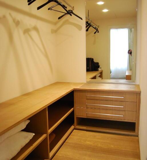 Apartamento 2 Quartos com Jardim, Ceccarini Suite