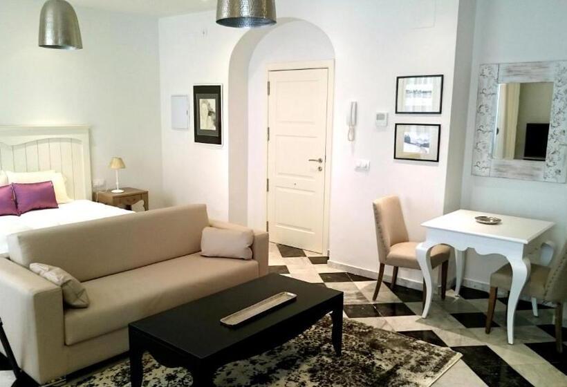 استودیوی لوکس, El Armador Casa Palacio By Luxury Suites Cádiz