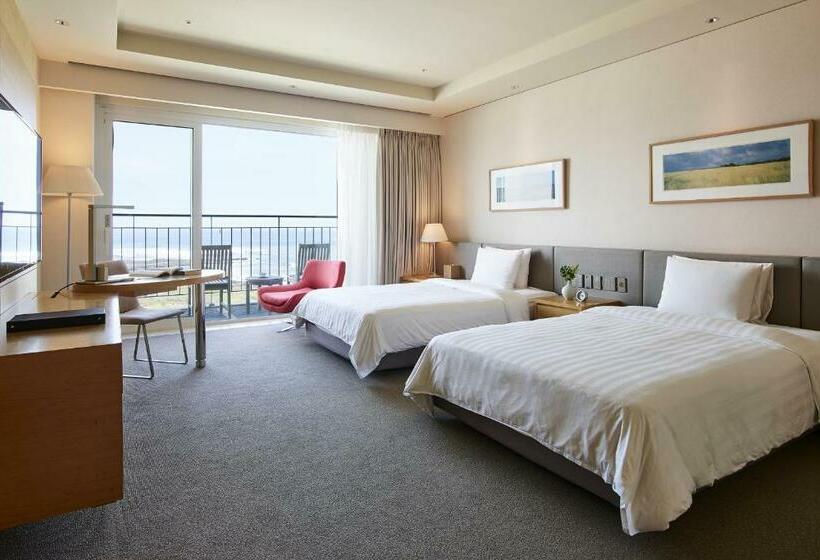 Номер Deluxe, Haevichi Hotel & Resort Jeju