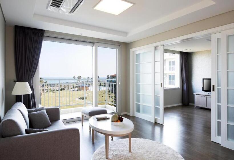 Номер Deluxe, Haevichi Hotel & Resort Jeju
