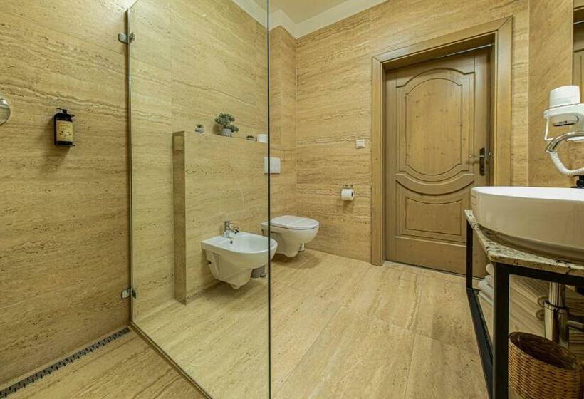 اتاق سوپریور, Wellness Hotel Pivovar Monopol