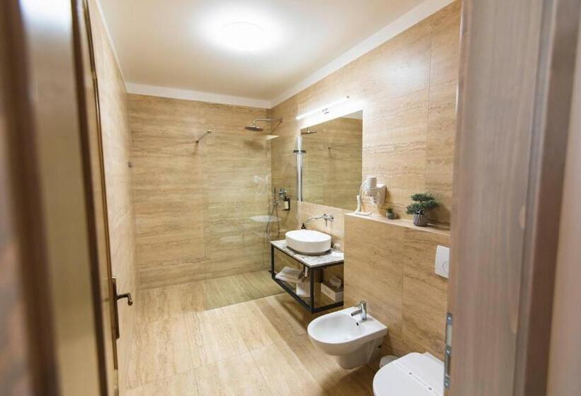 수피리어 싱글 룸, Wellness Hotel Pivovar Monopol